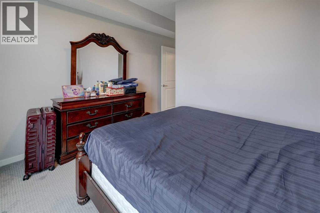 #3415 33 Carringham Gate NW - 19