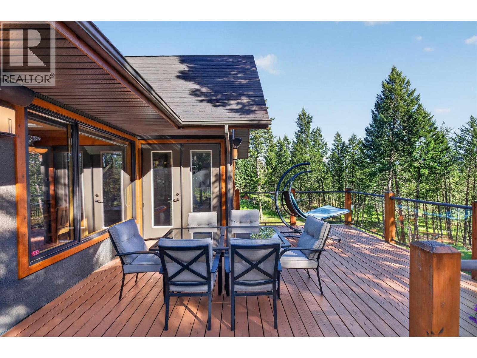 2519 Cobblestone Circle, Invermere