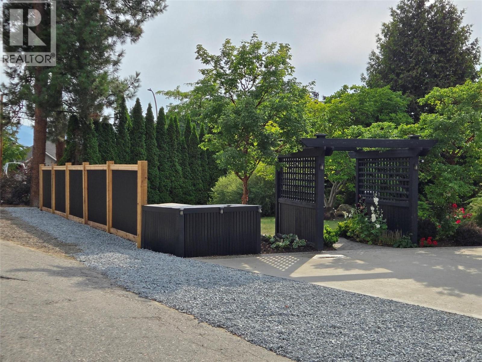 4350 Bedford Lane - 7