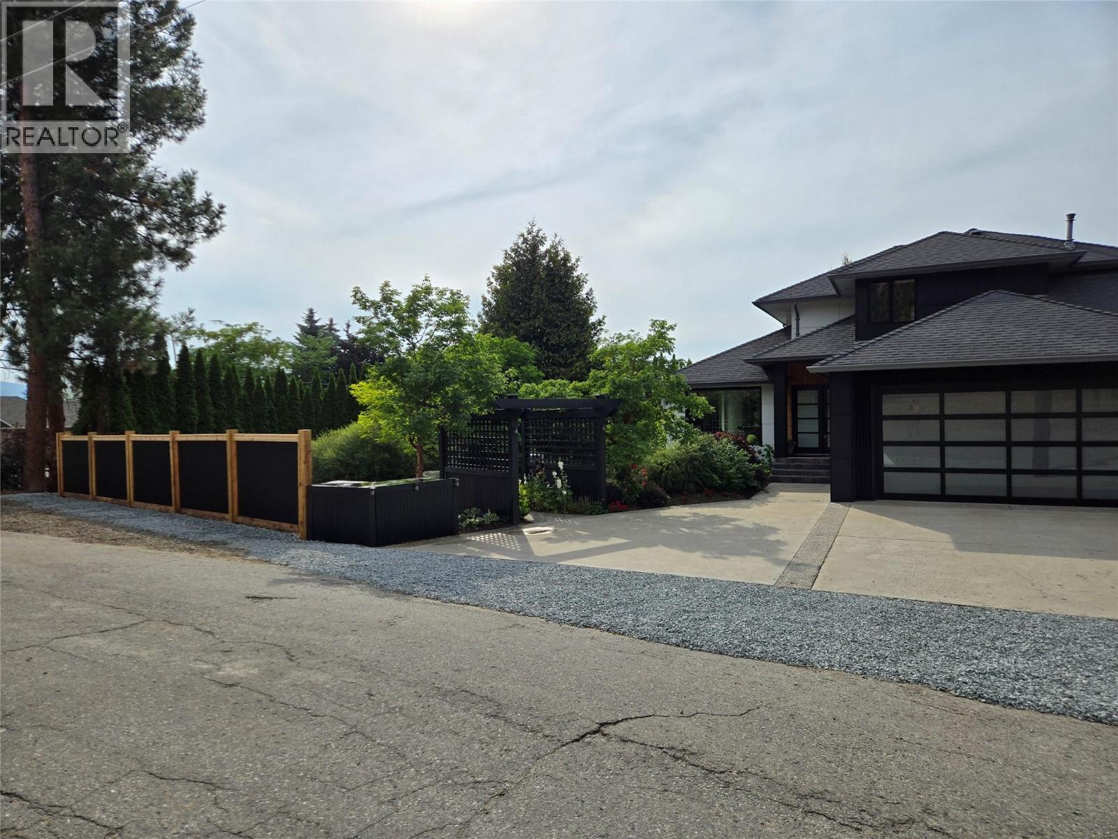 4350 Bedford Lane - 6