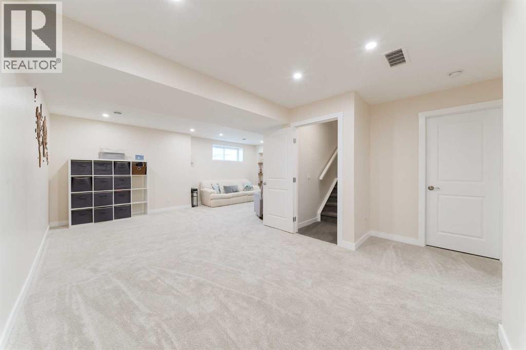 415 Rivercrest Boulevard - 33