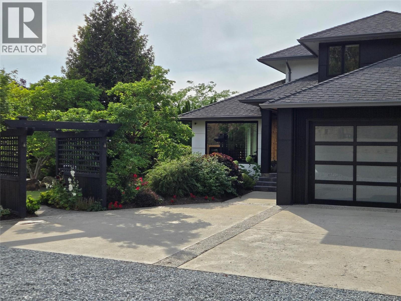 4350 Bedford Lane - 3