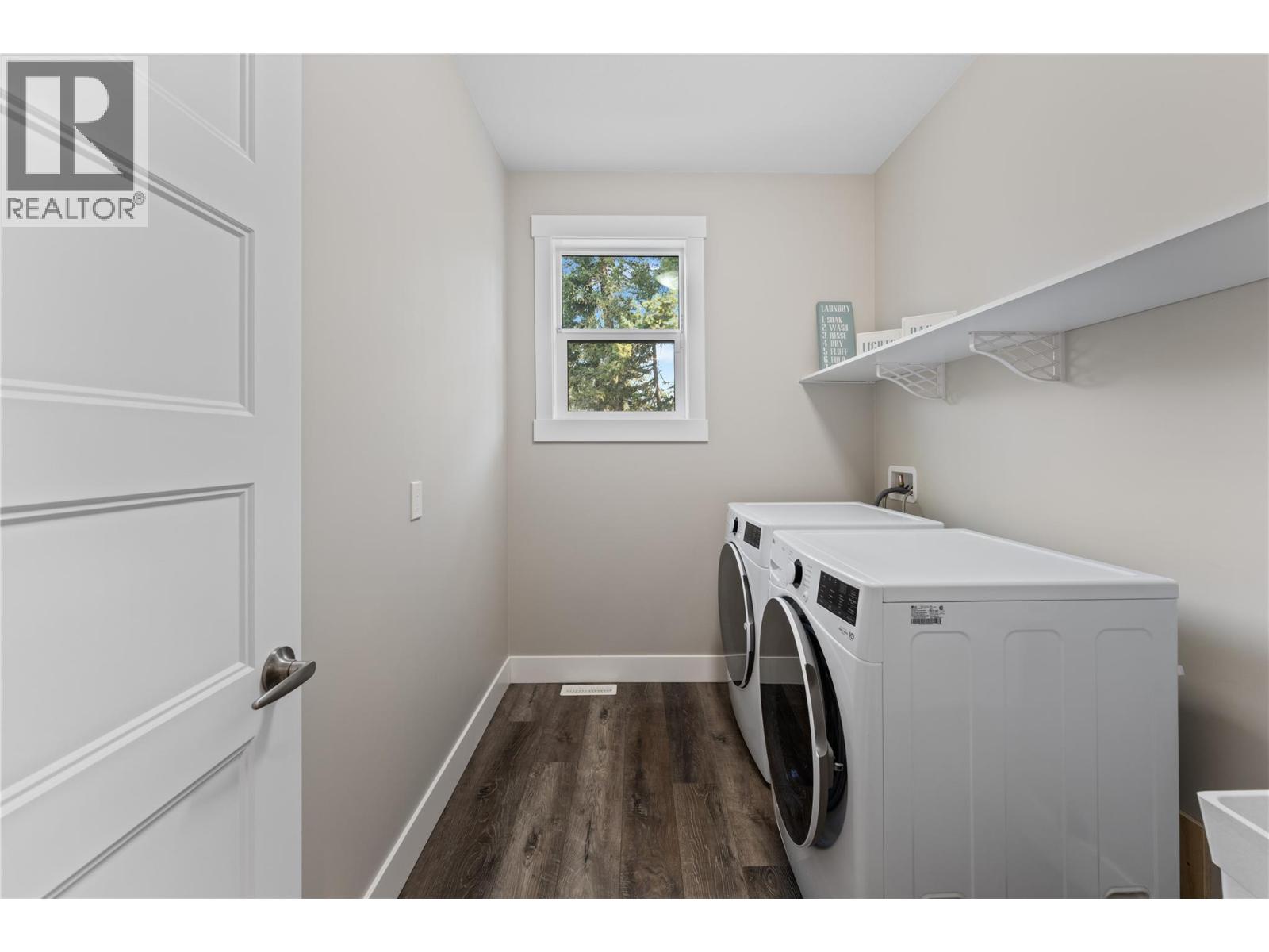 #12 3820 20th Street NE - 23