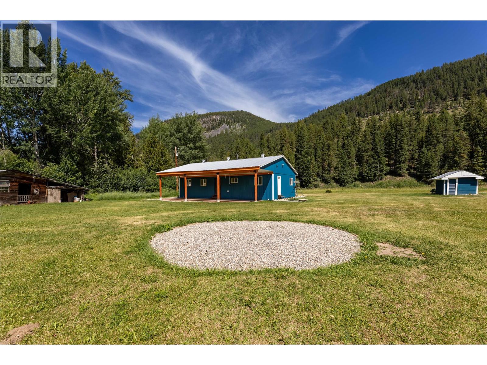 1370 Creighton Valley Road - 44