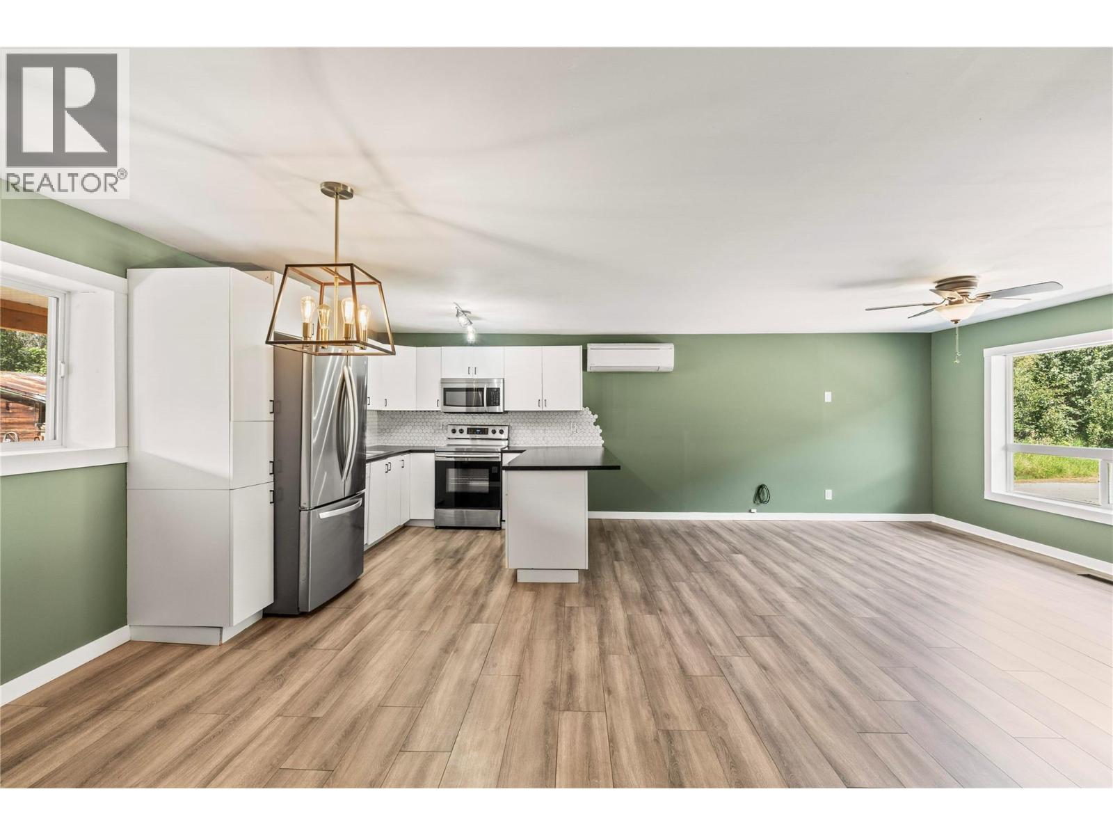 1370 Creighton Valley Road - 14