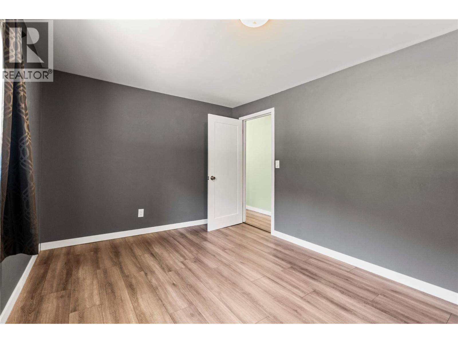 1370 Creighton Valley Road - 28