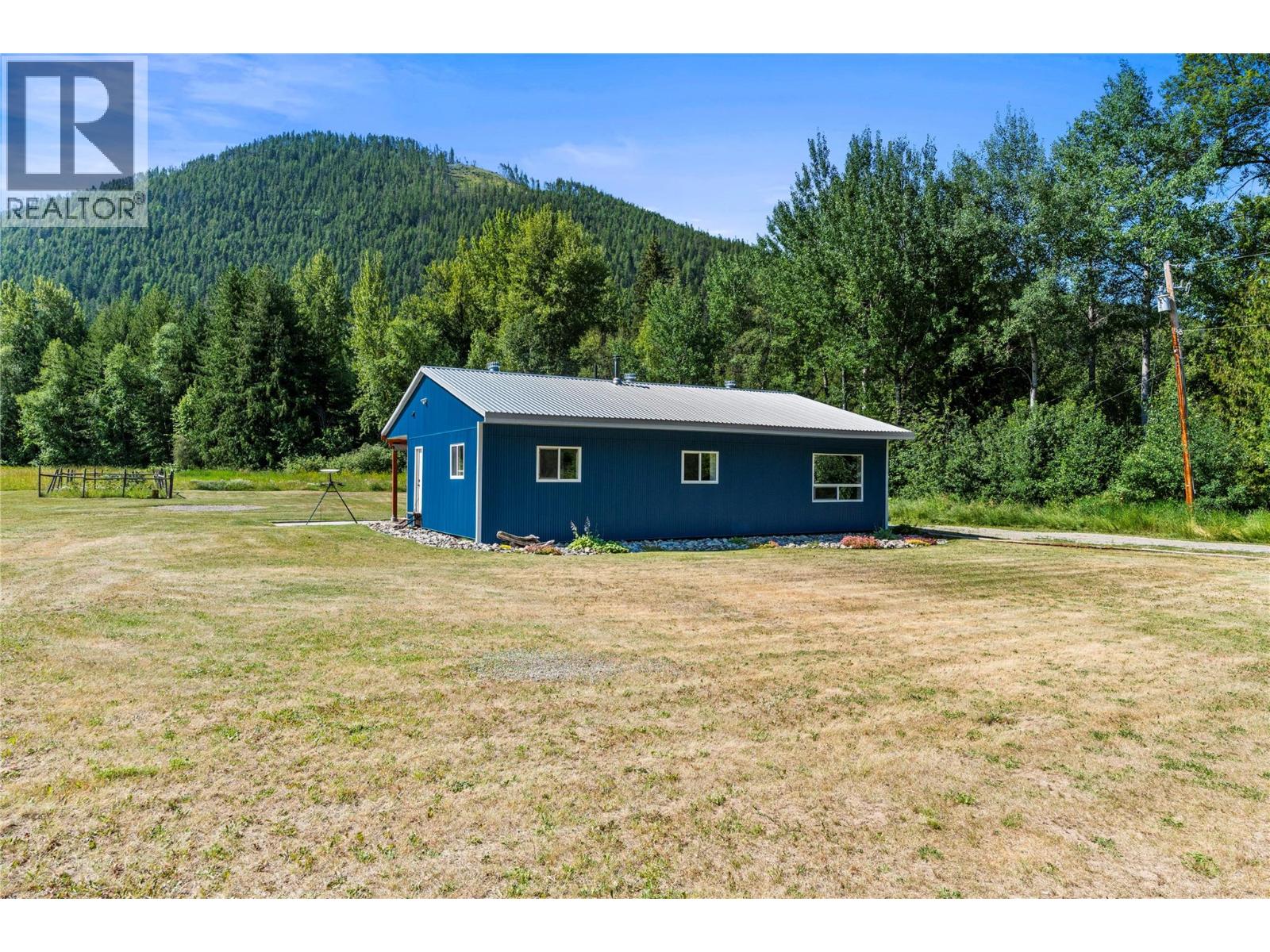 1370 Creighton Valley Road - 45