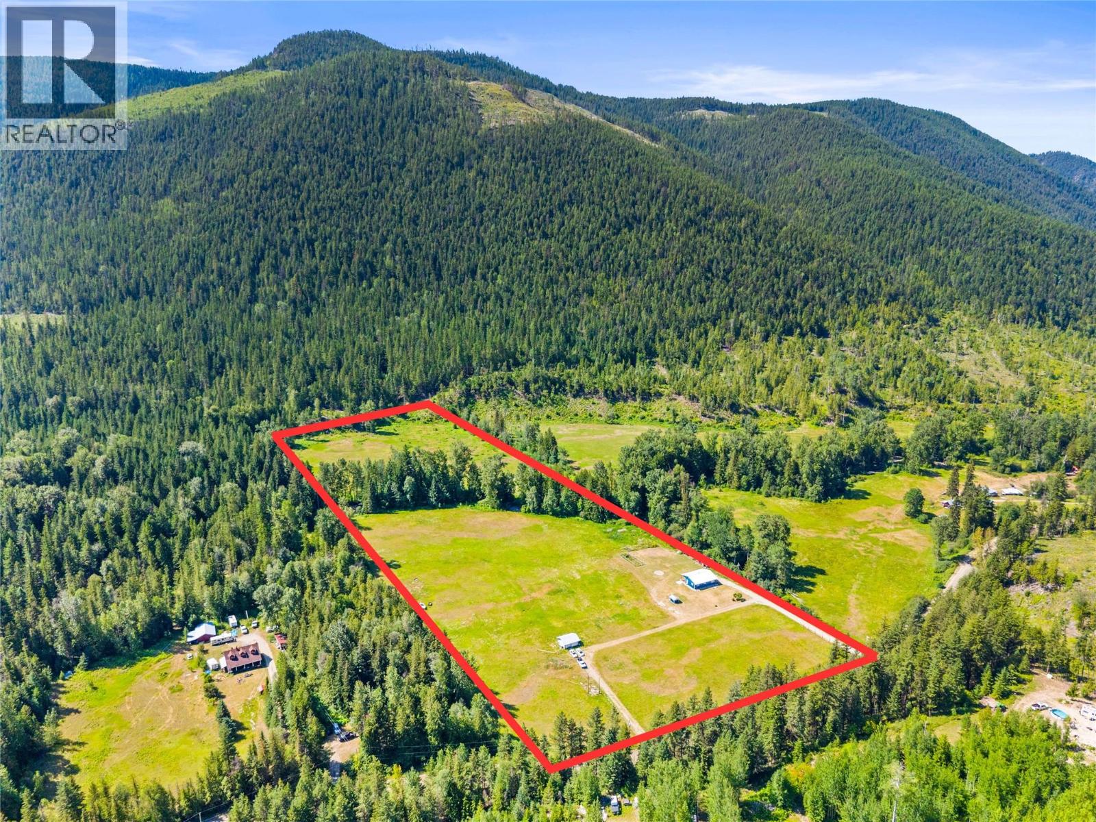 1370 Creighton Valley Road - 2