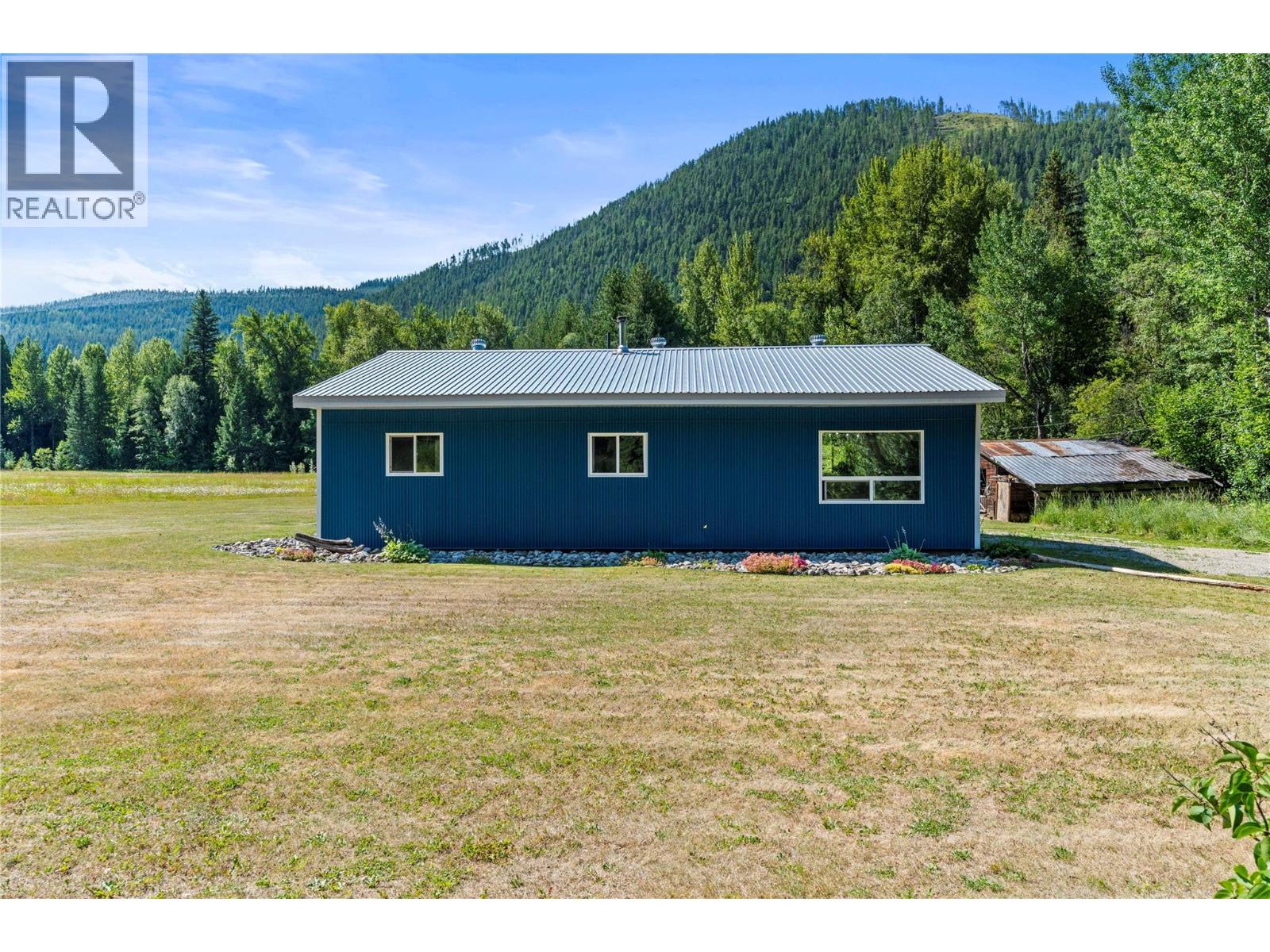 1370 Creighton Valley Road - 43