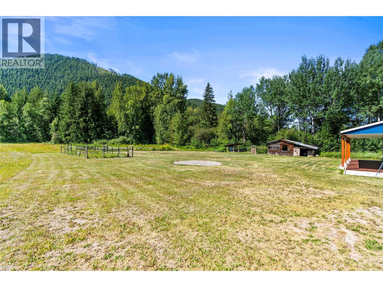 1370 Creighton Valley Road - 51