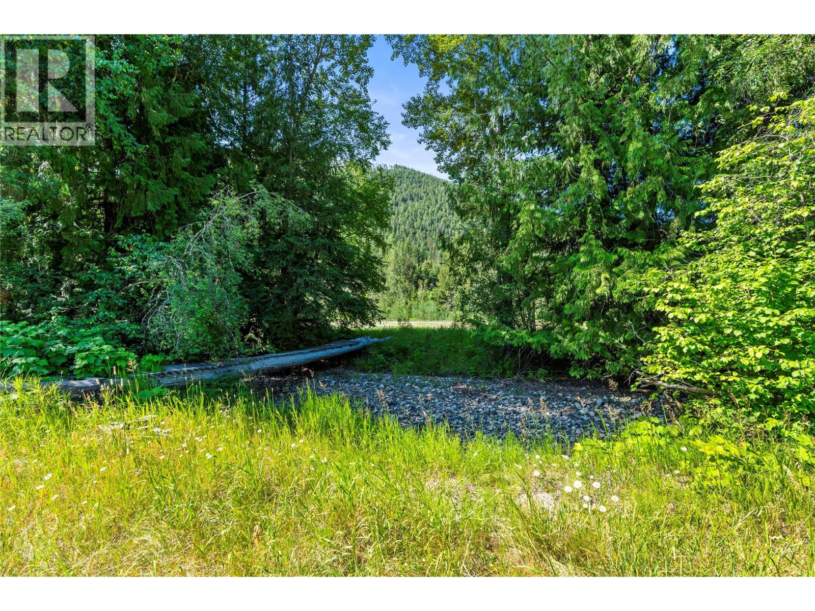1370 Creighton Valley Road - 60