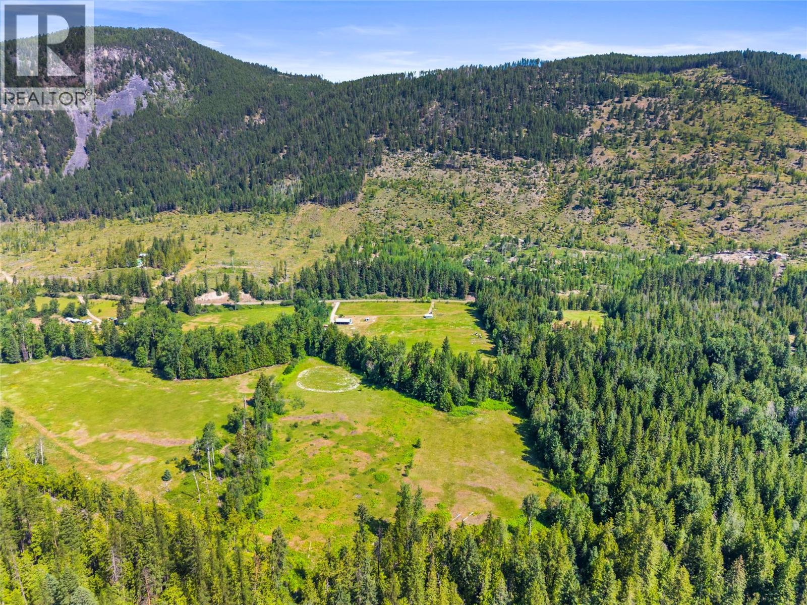 1370 Creighton Valley Road - 74