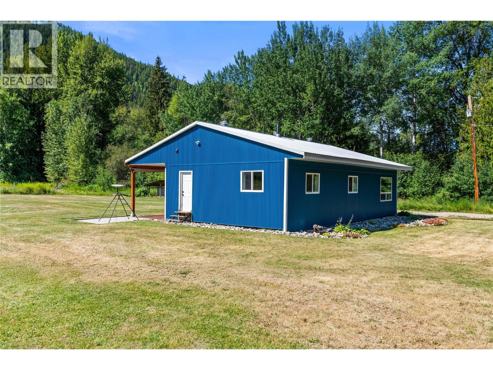 1370 Creighton Valley Road - 46