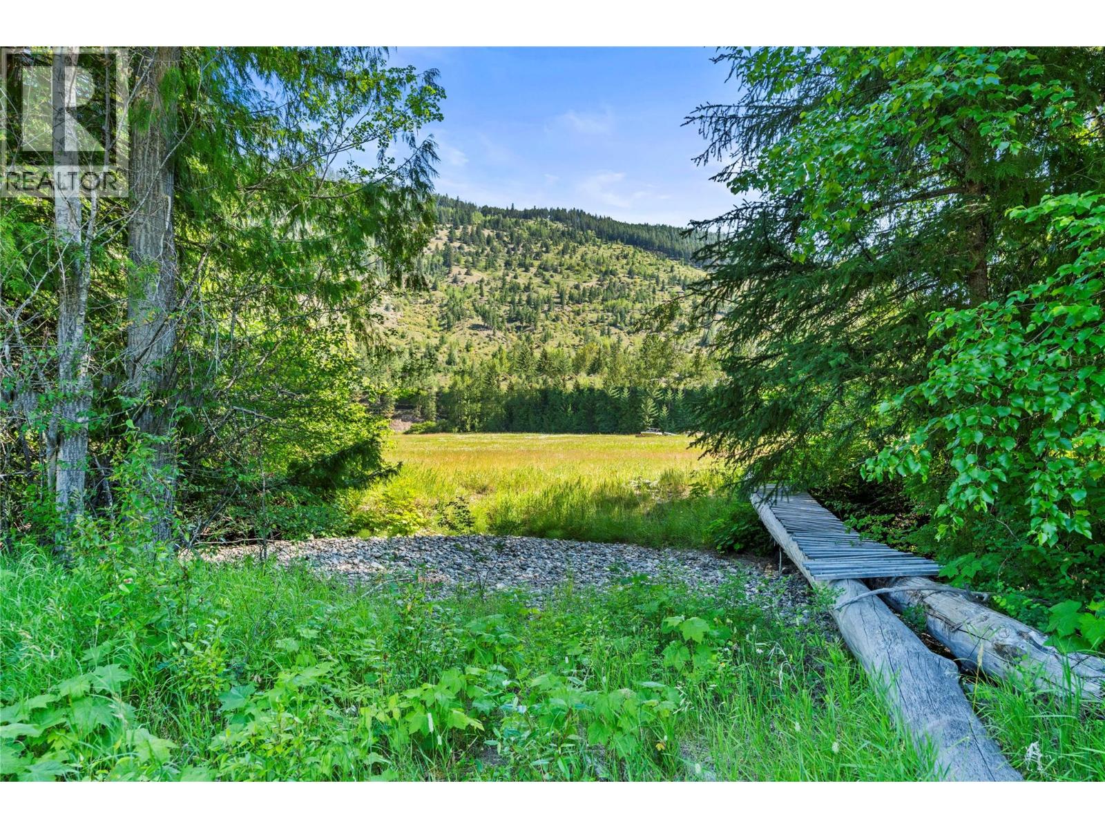 1370 Creighton Valley Road - 61
