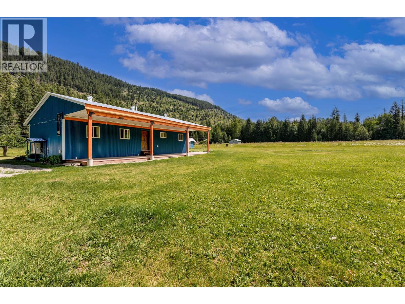 1370 Creighton Valley Road - 7