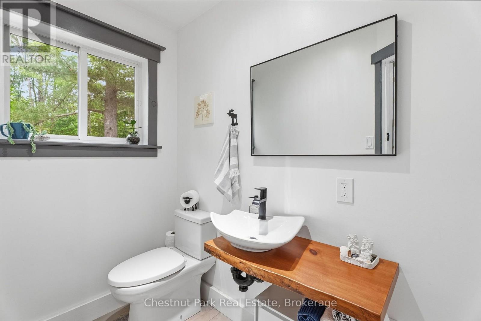 647 LYNX LAKE ROAD - Image 18