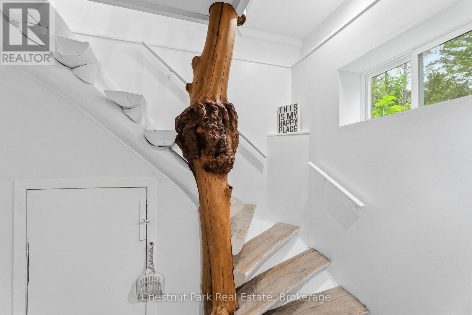 647 LYNX LAKE ROAD - Image 36