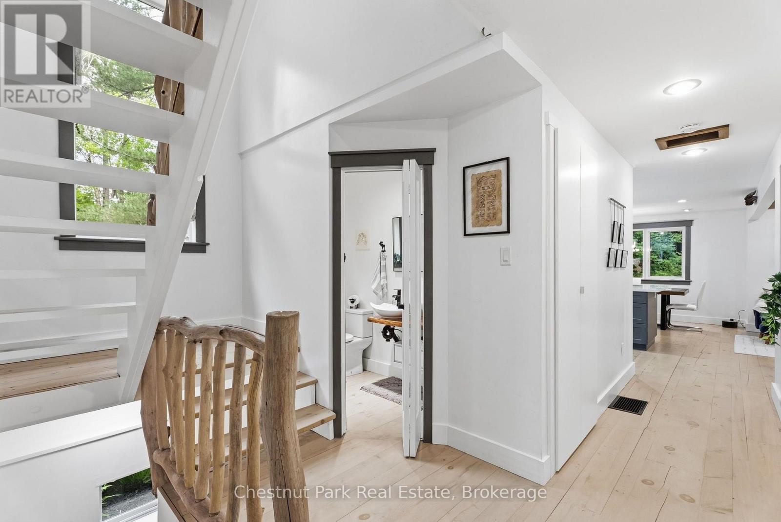 647 LYNX LAKE ROAD - Image 7