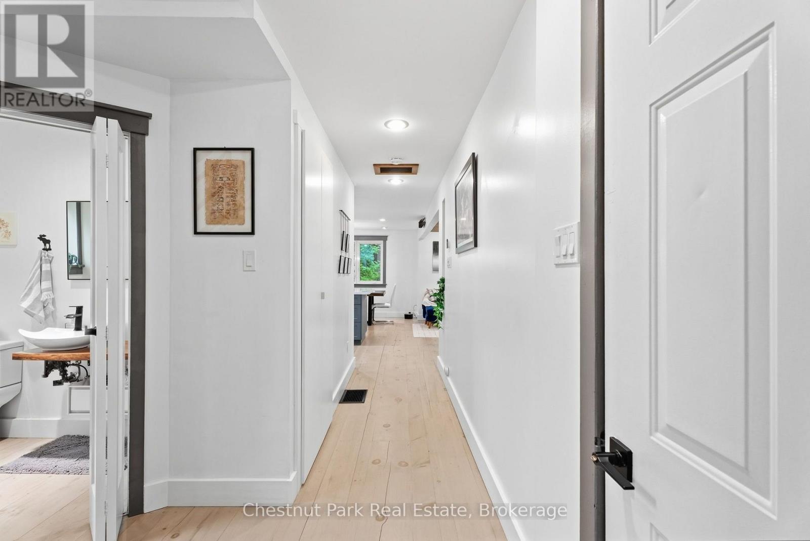 647 LYNX LAKE ROAD - Image 8