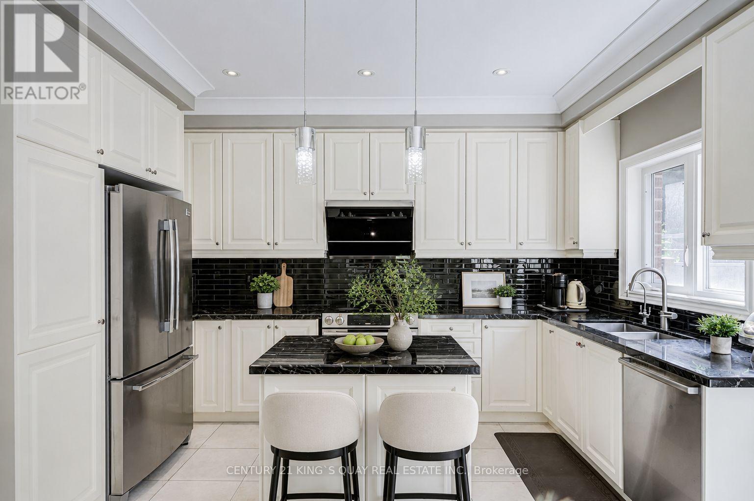 1177 STUFFLES CRESCENT - 20