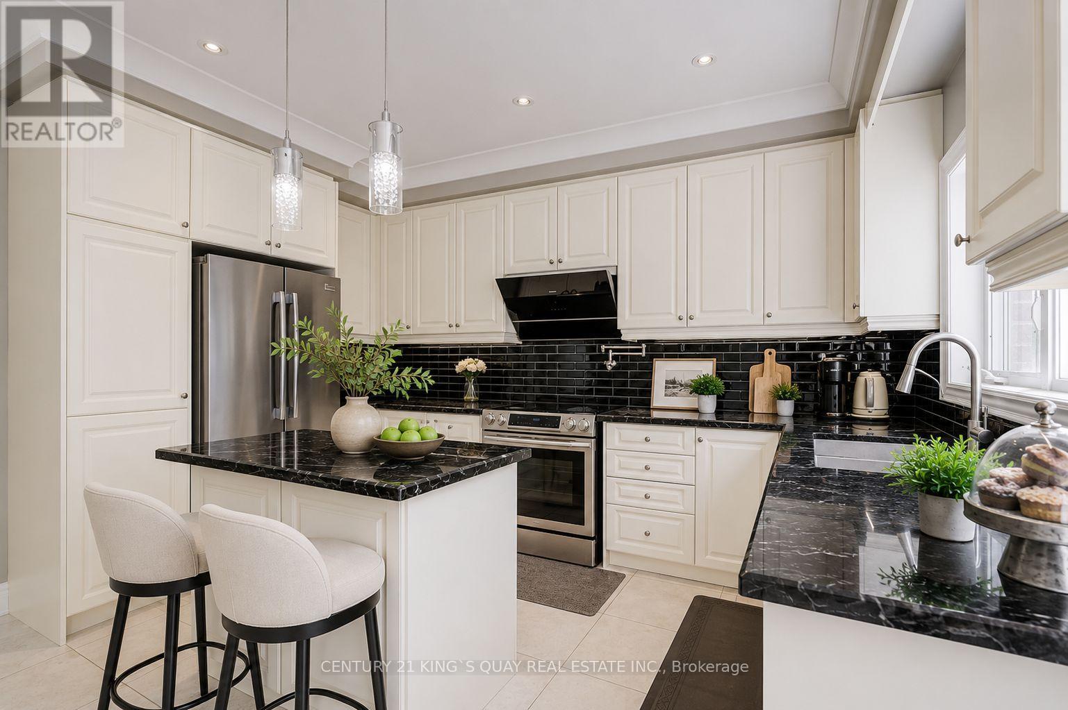 1177 STUFFLES CRESCENT - 19