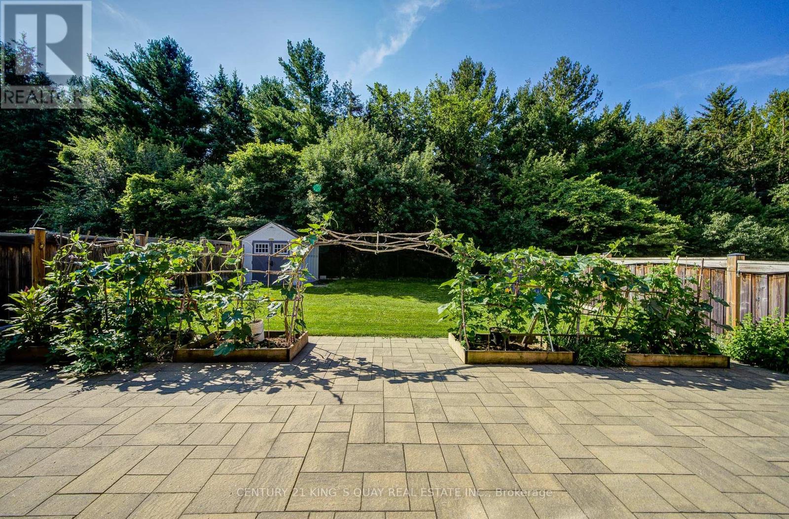 1177 STUFFLES CRESCENT - 39