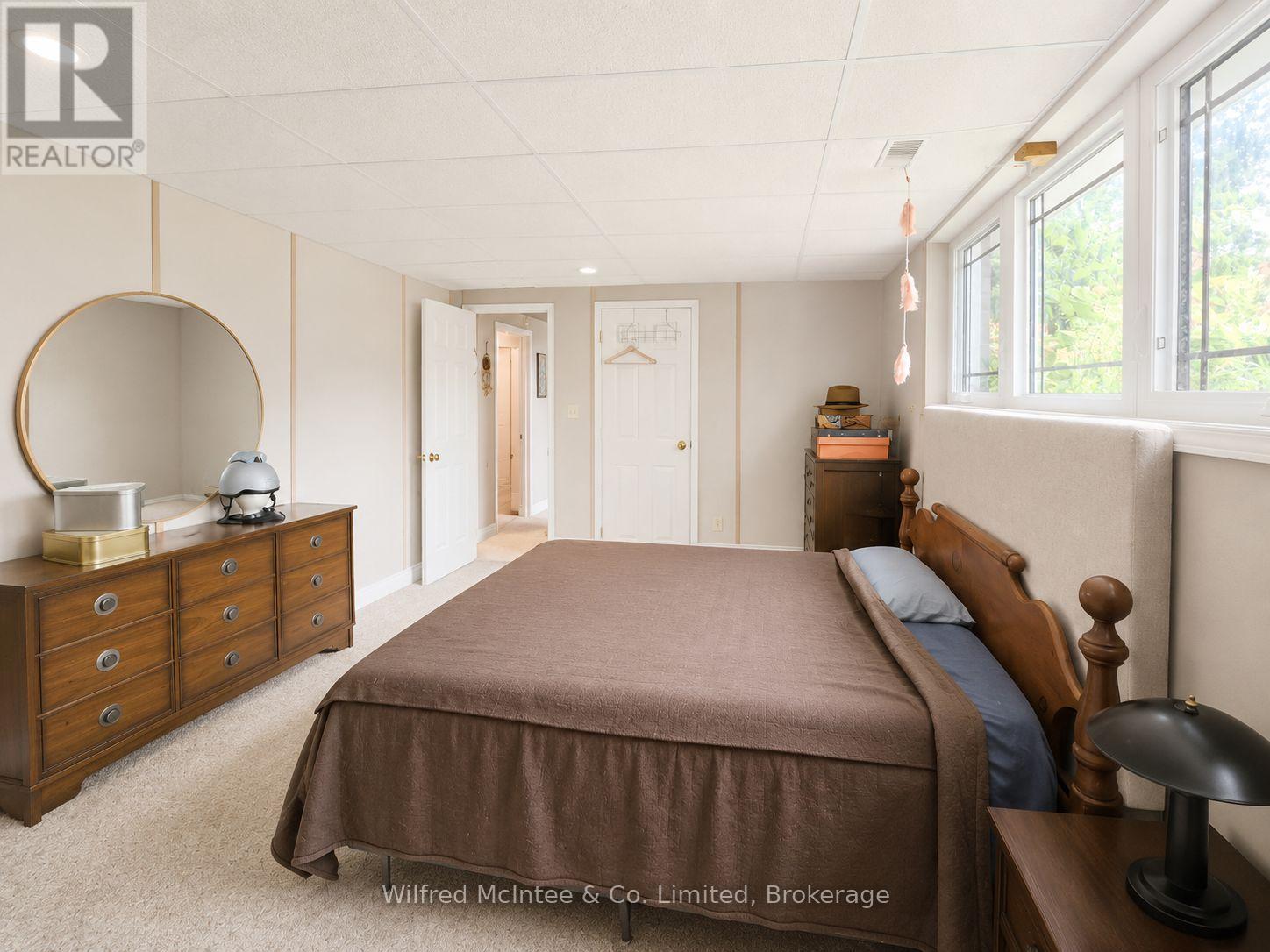 359 BURGESS STREET - 18