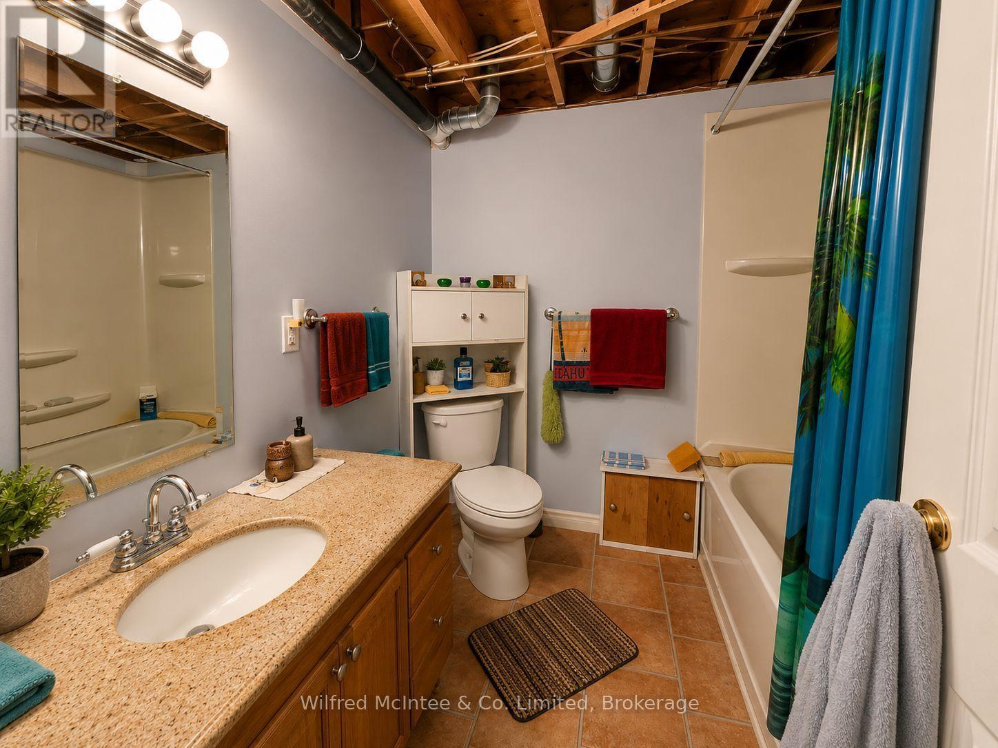 359 BURGESS STREET - 19