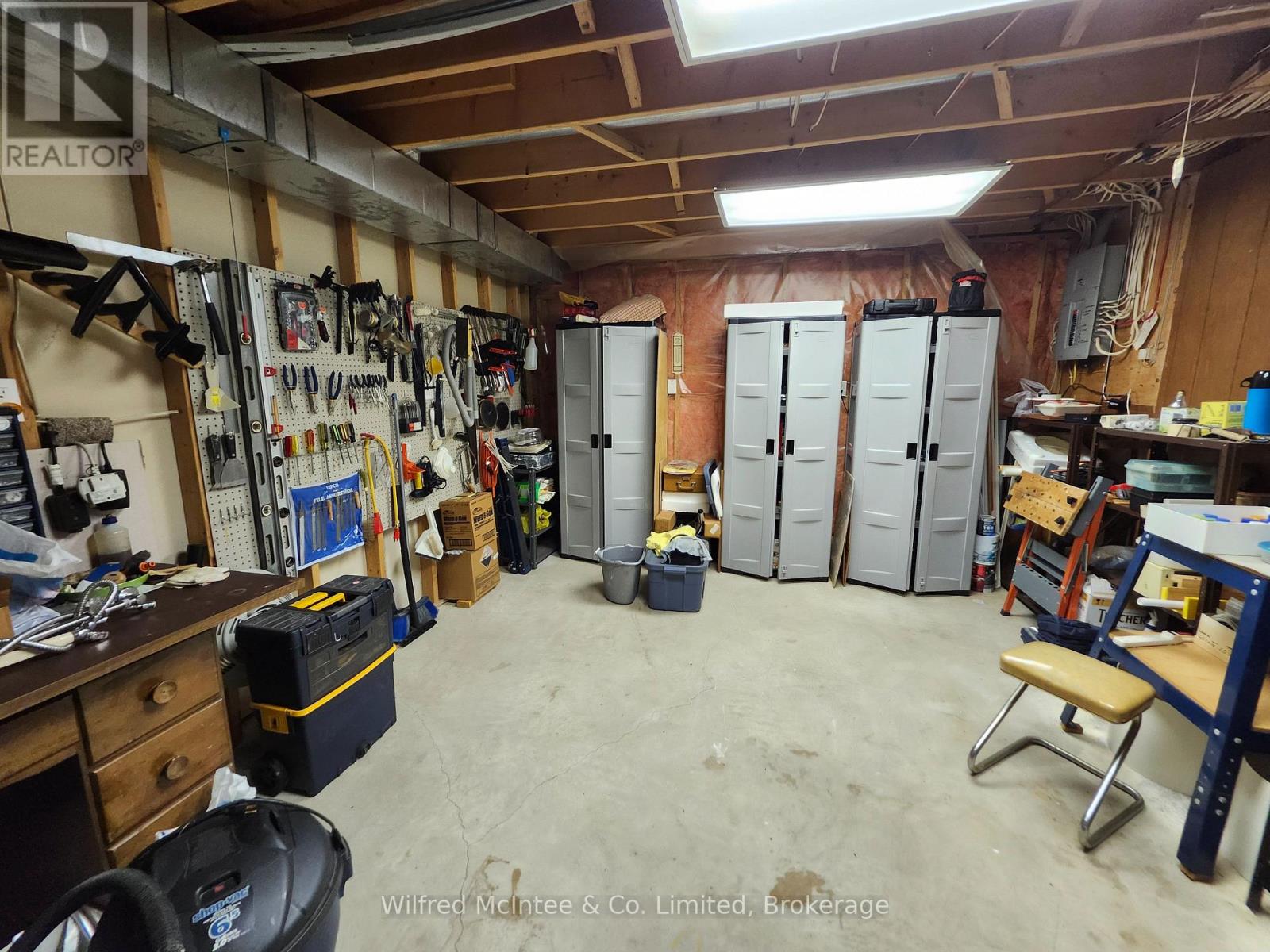 359 BURGESS STREET - 21