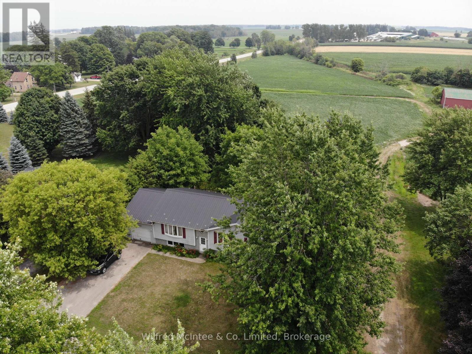 359 BURGESS STREET - 32