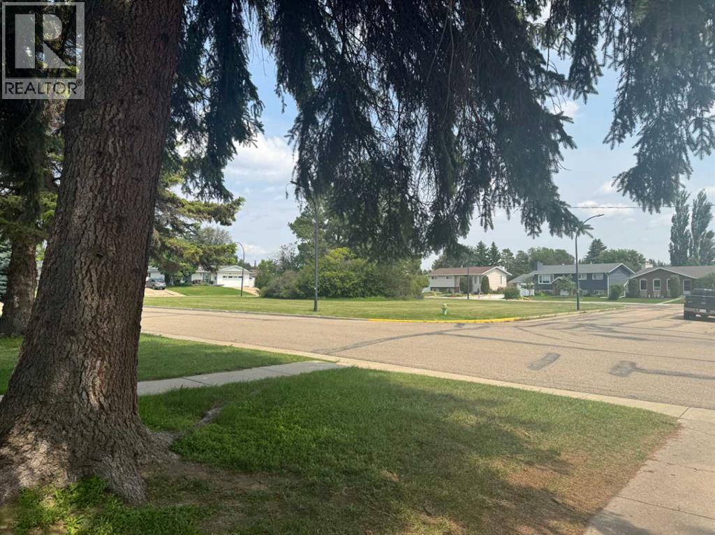 47 Patterson Crescent - 2