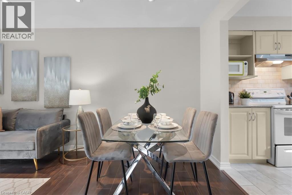 421 BAIRSTOW Crescent - 12