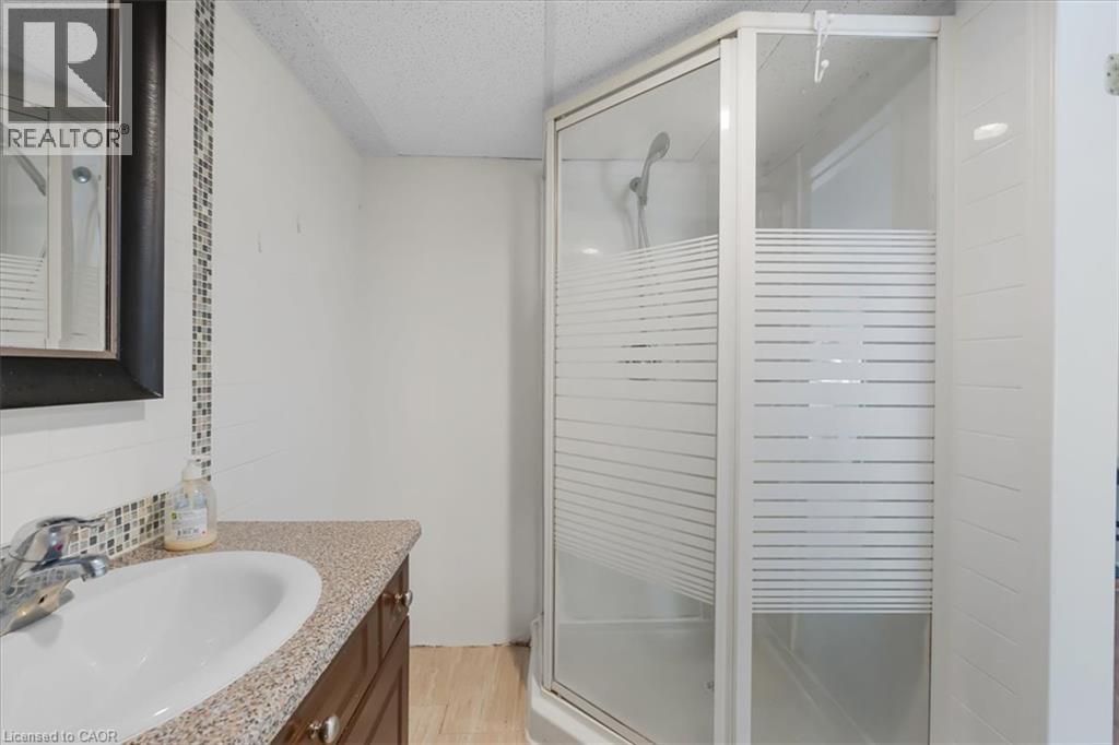 421 BAIRSTOW Crescent - 29