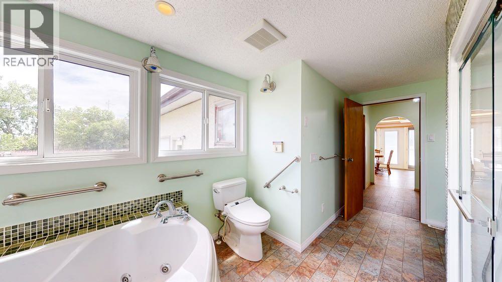209 2 Avenue - 22