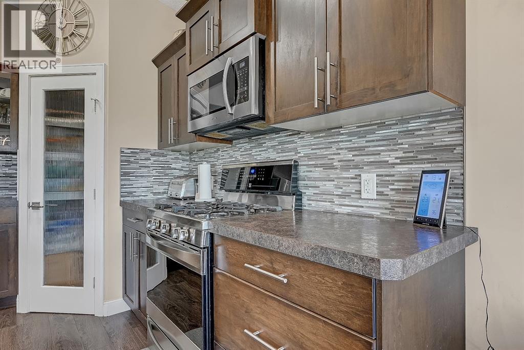 9513 88 Street - 10