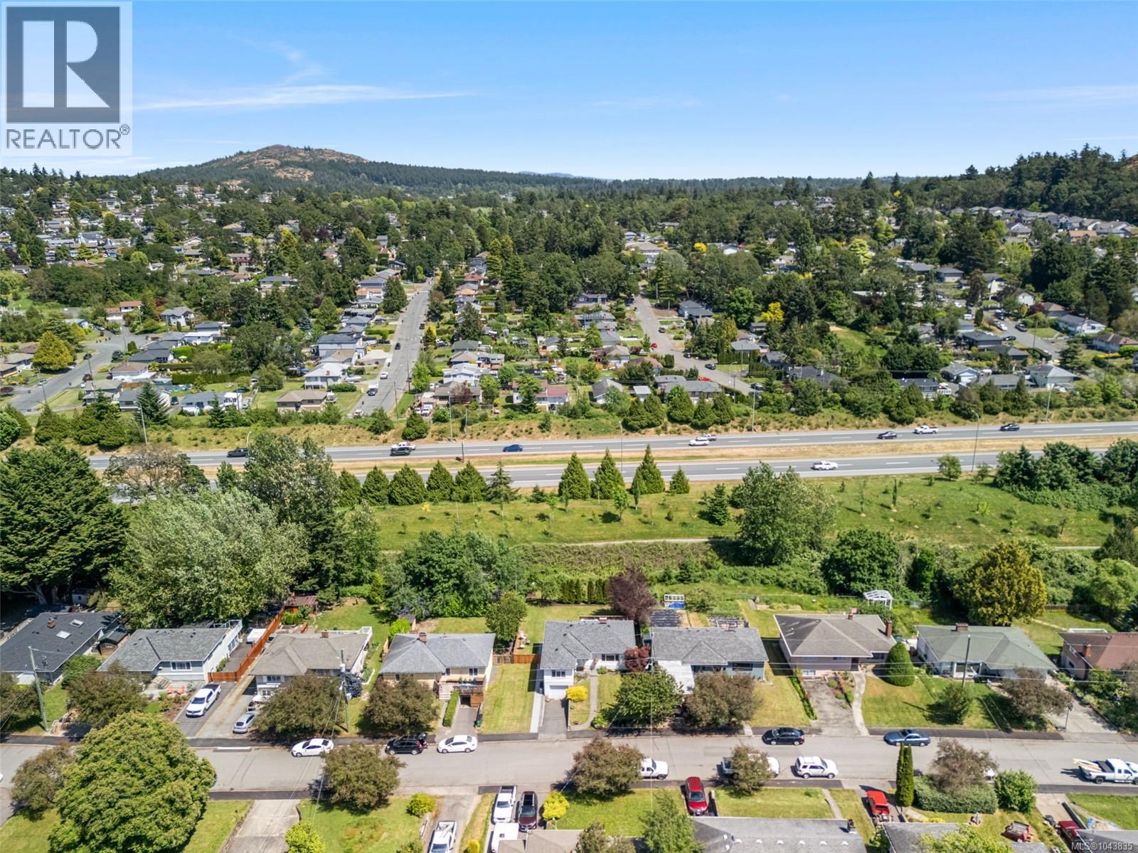 4147 Hawkes Ave - 32