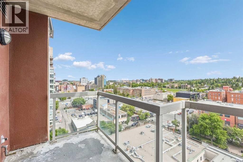 #1103 817 15 Avenue SW - 30