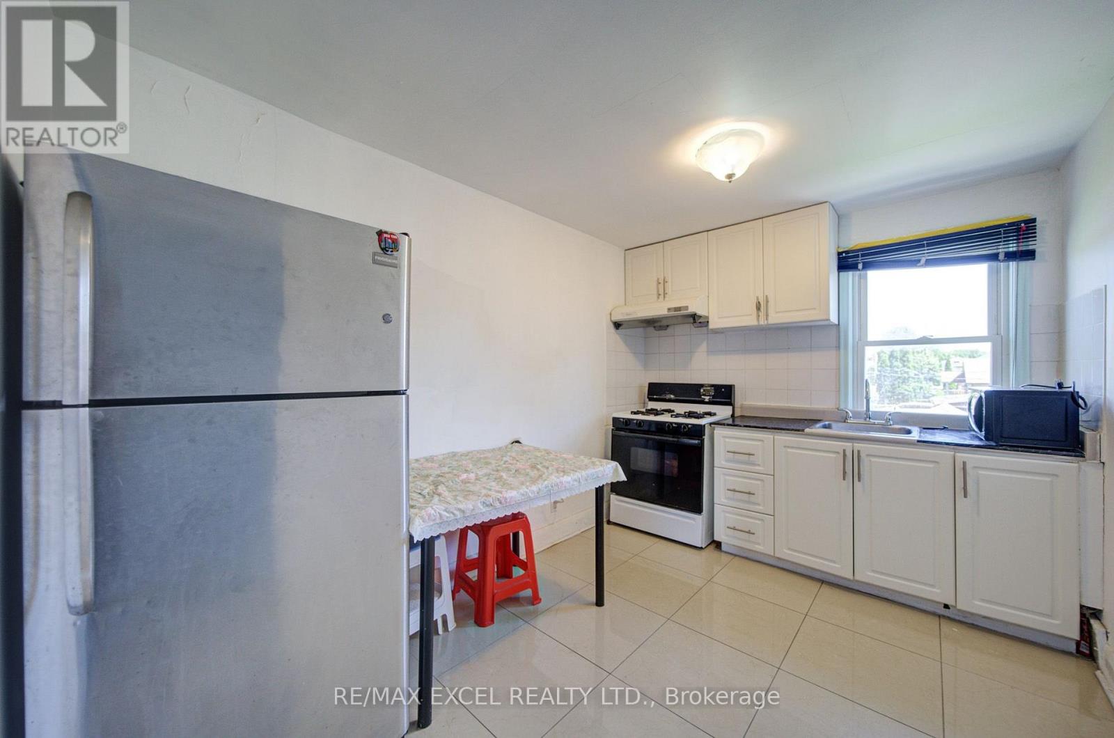 39 KILMARNOCK AVENUE - Image 20