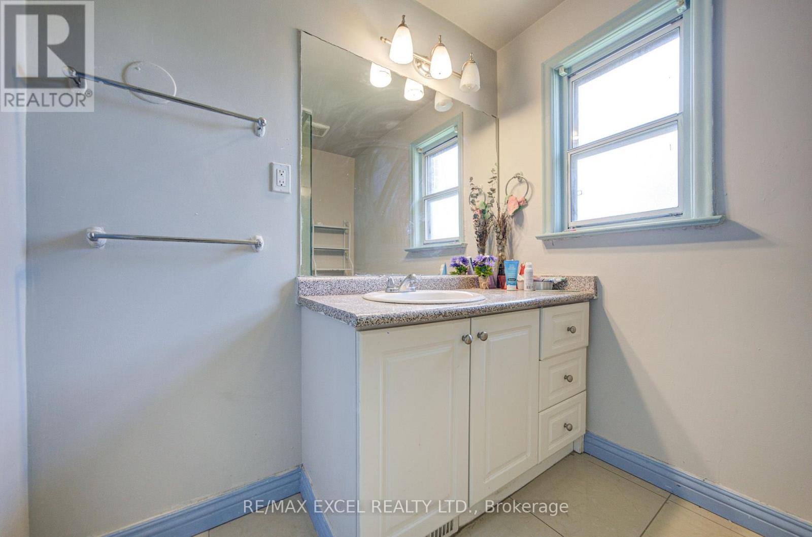 39 KILMARNOCK AVENUE - Image 24