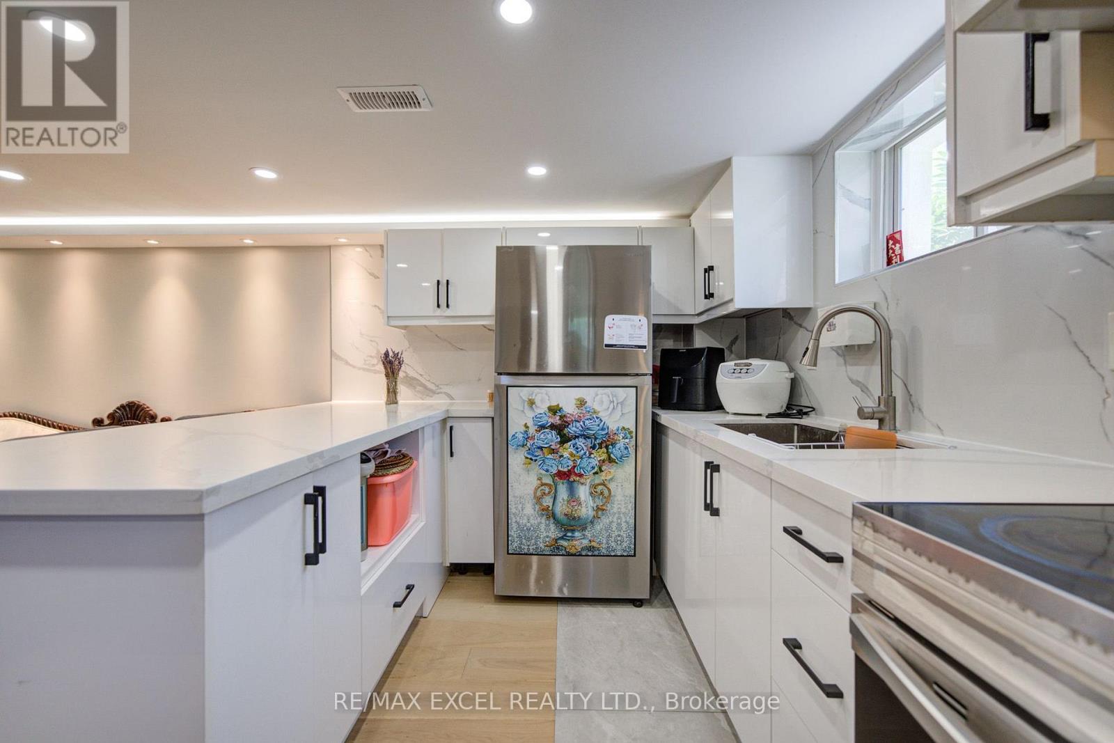 39 KILMARNOCK AVENUE - Image 30