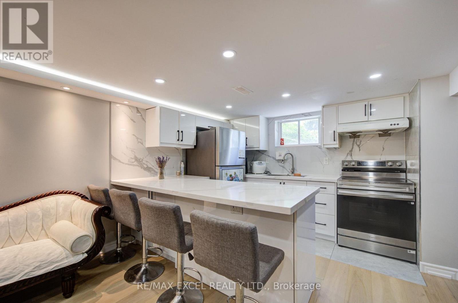 39 KILMARNOCK AVENUE - Image 32