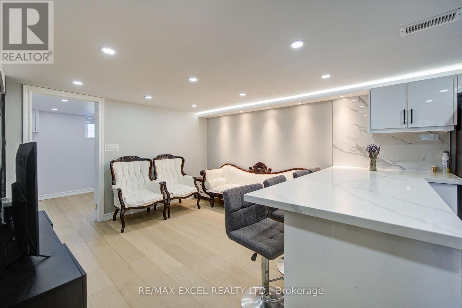 39 KILMARNOCK AVENUE - Image 33