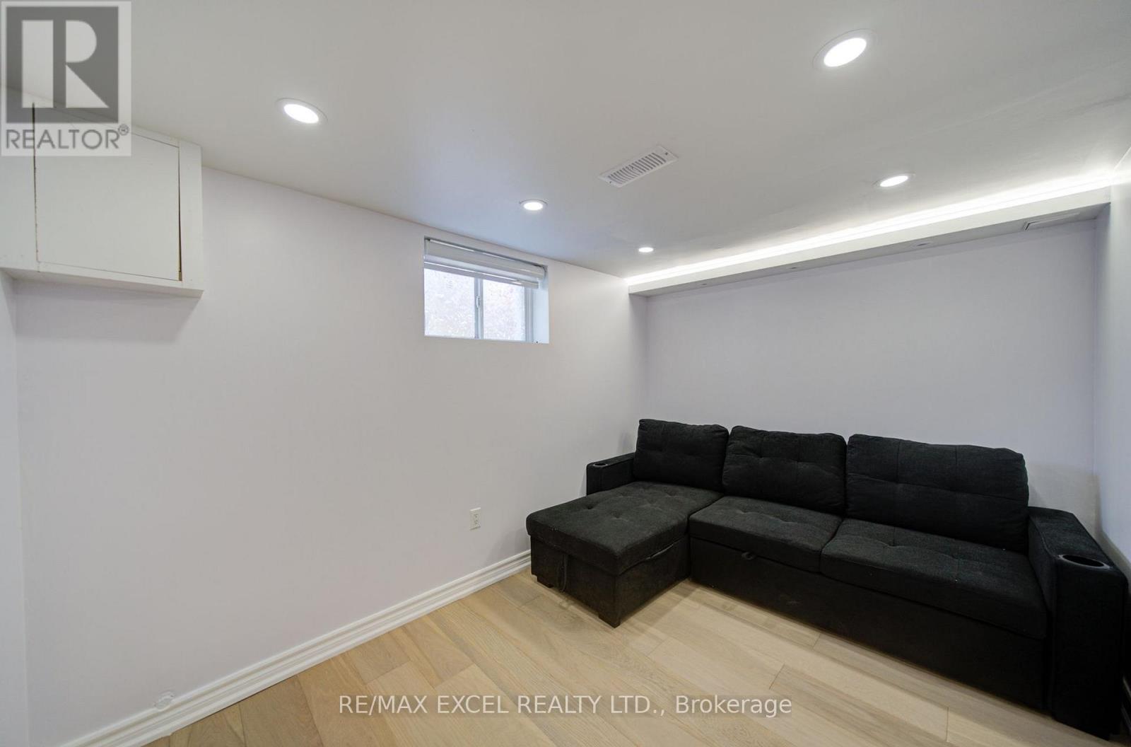 39 KILMARNOCK AVENUE - Image 38