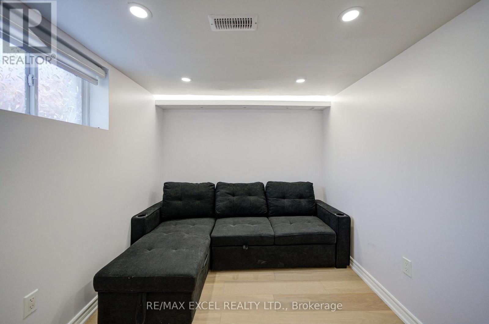 39 KILMARNOCK AVENUE - Image 39