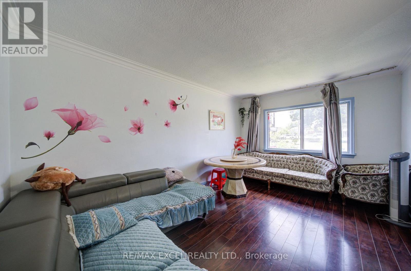 39 KILMARNOCK AVENUE - Image 7