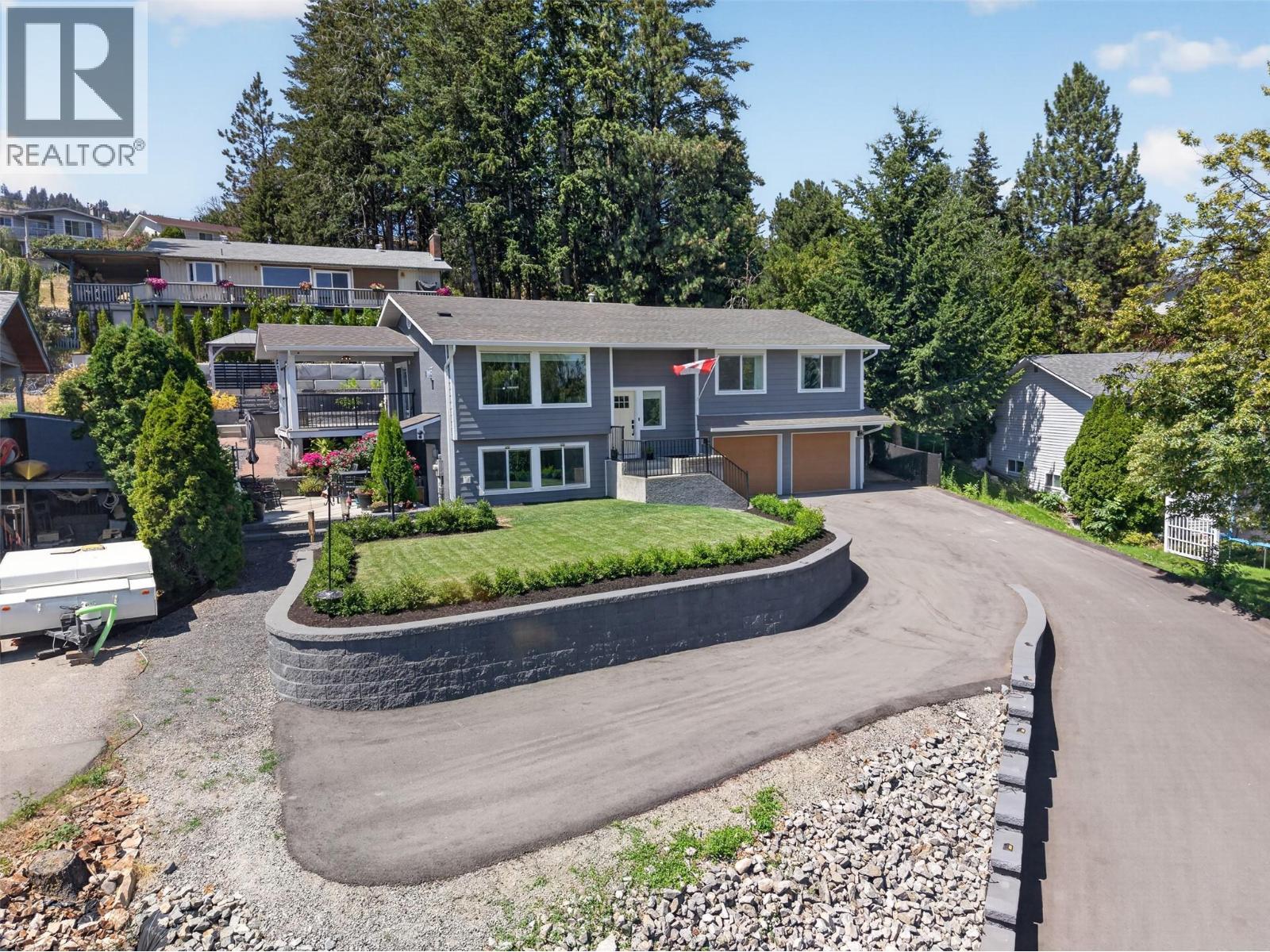 3752 Glenway Road - 1