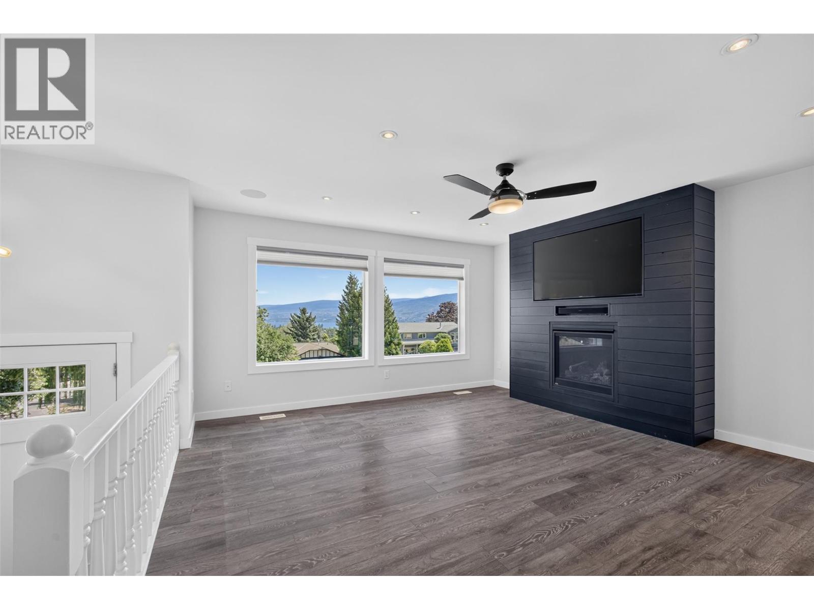 3752 Glenway Road - 4