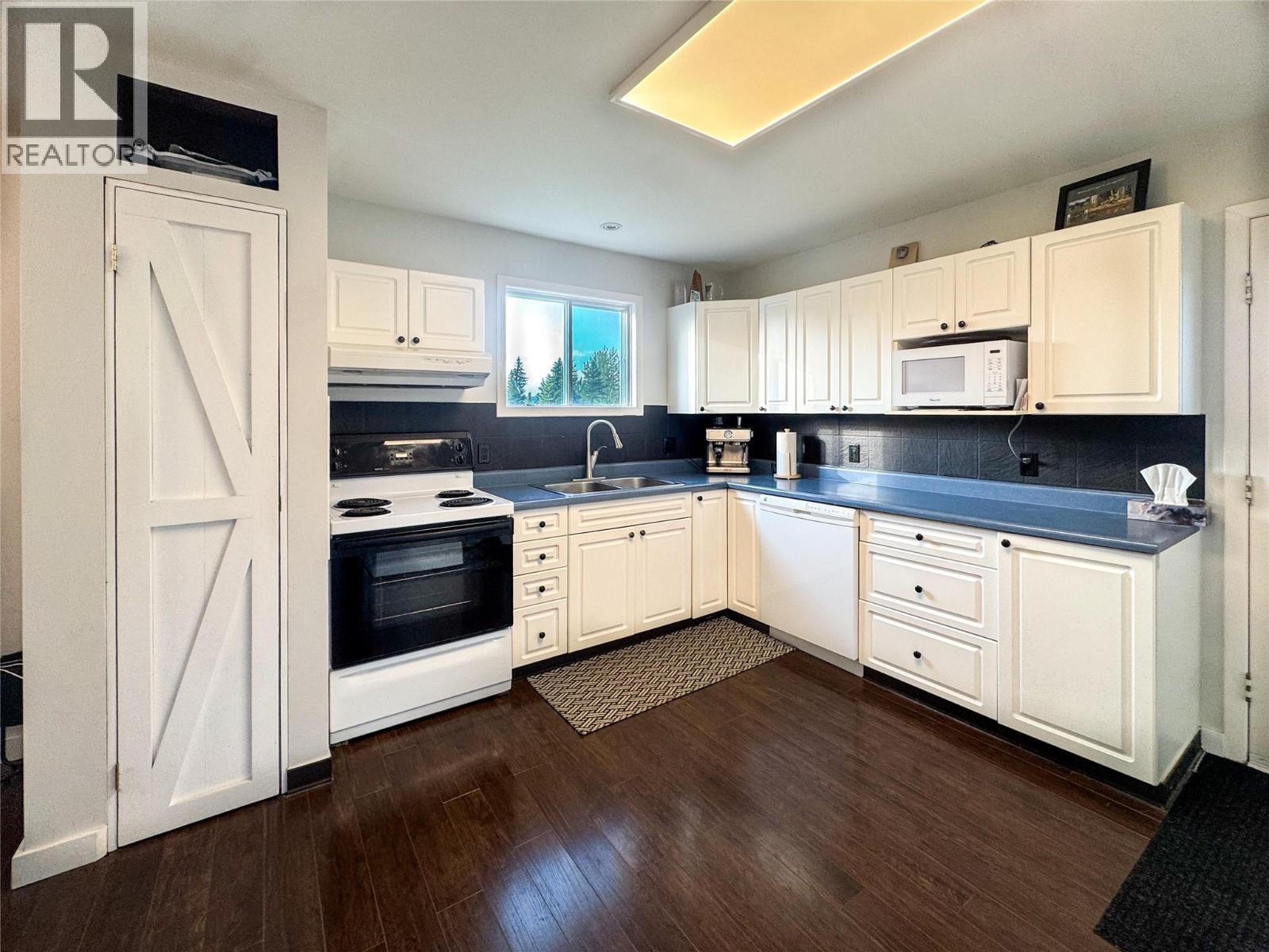 175 VALLEYVIEW Crescent - 3