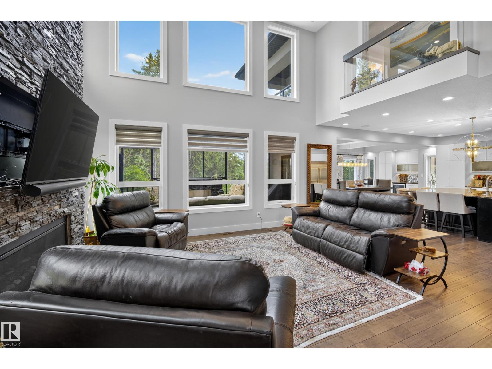 #16 51511 RGE ROAD 264 - 17