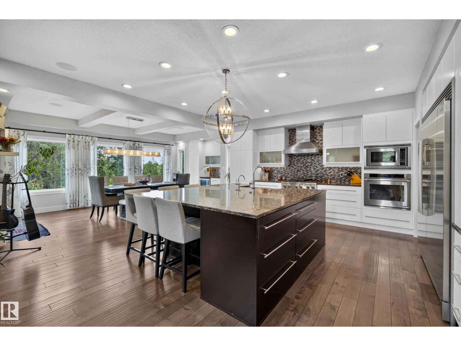 #16 51511 RGE ROAD 264 - 23